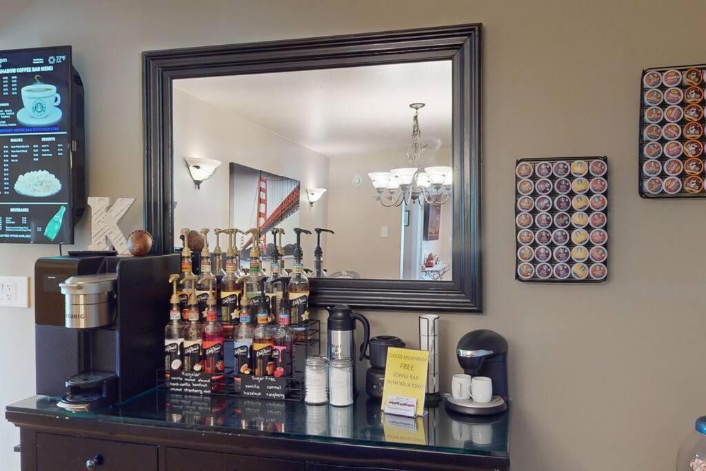 Tacit Shadow Resort Shangri-La King Suite, Gym, Coffee Bar, Hot-Tub, Free Laundry, Food Available Parowan Exterior photo